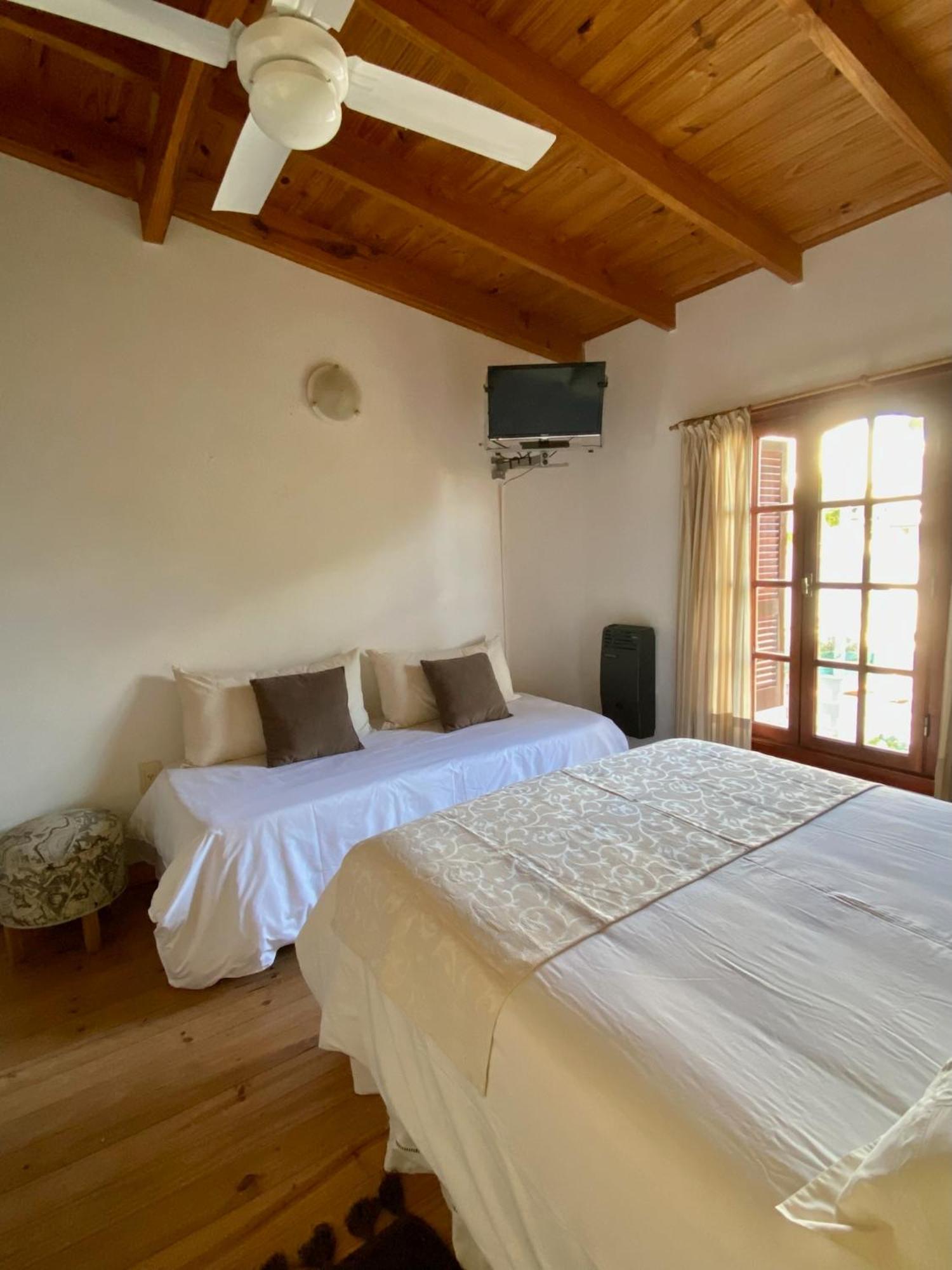 Hosteria Isabel Departamentos Y Habitaciones Con Bano Privado Las Grutas Zimmer foto