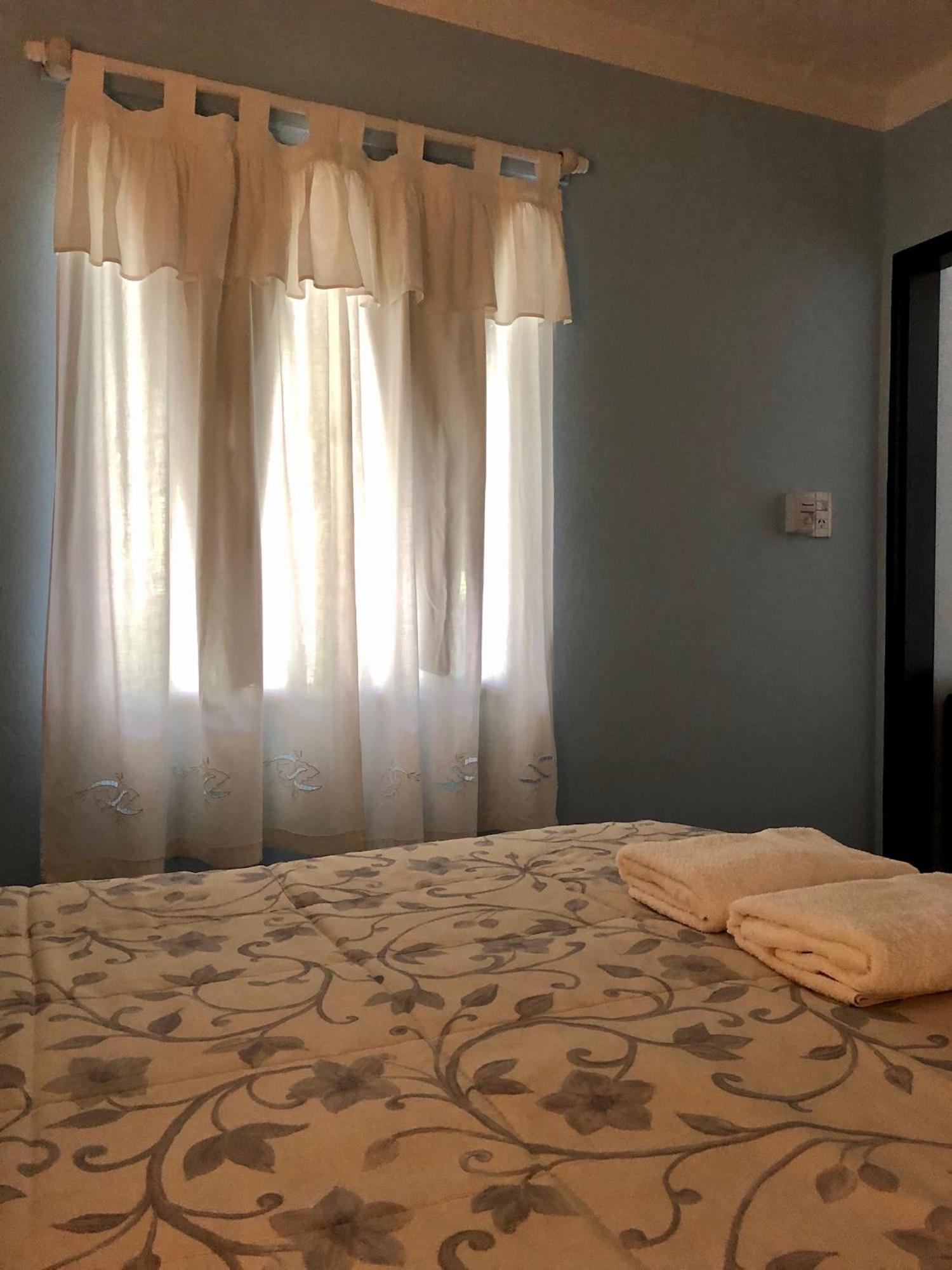 Hosteria Isabel Departamentos Y Habitaciones Con Bano Privado Las Grutas Zimmer foto